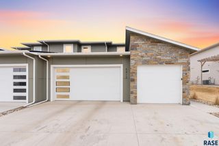 5412 W Liberator Cir Circle, Sioux Falls, SD 57107