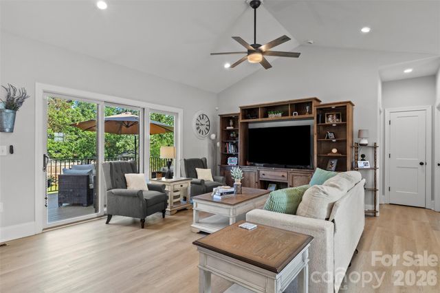 2616 Teague Street, Lincolnton, NC 28092