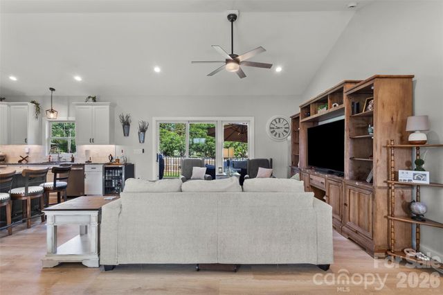 2616 Teague Street, Lincolnton, NC 28092