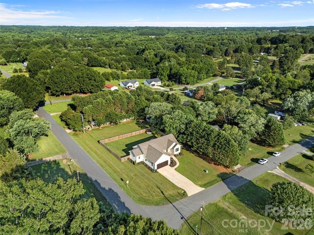 2616 Teague Street, Lincolnton, NC 28092