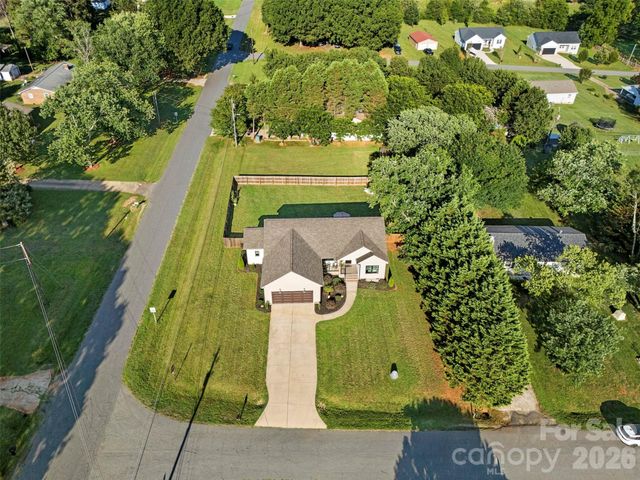 2616 Teague Street, Lincolnton, NC 28092