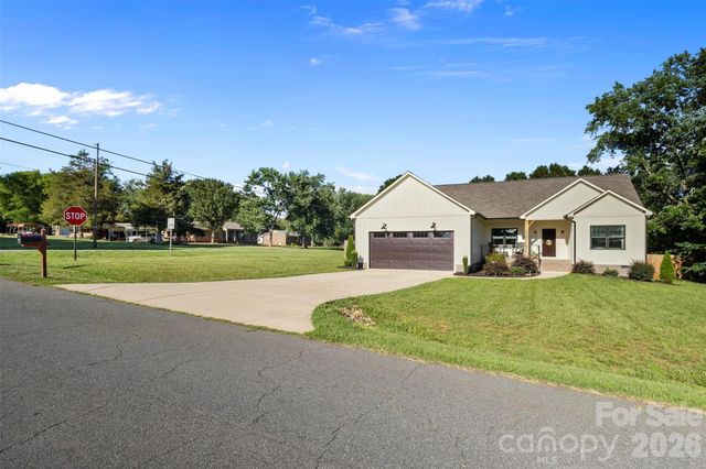2616 Teague Street, Lincolnton, NC 28092