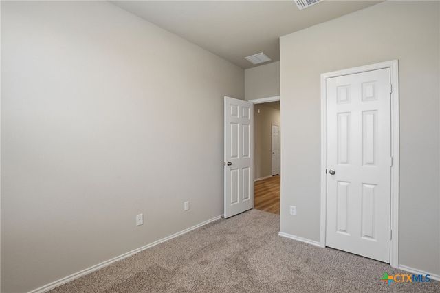 1126 Stone Valley Road B, Temple, TX 76502
