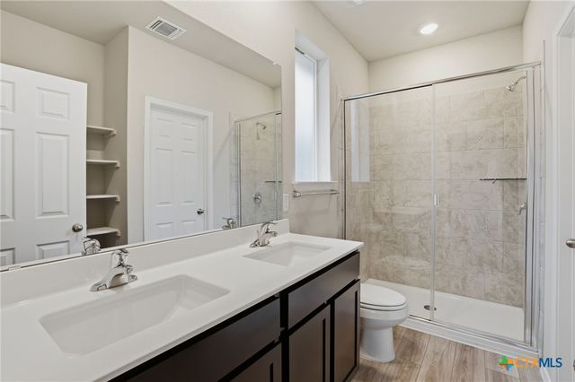 1126 Stone Valley Road B, Temple, TX 76502