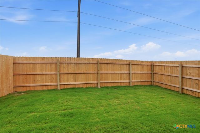 1126 Stone Valley Road B, Temple, TX 76502