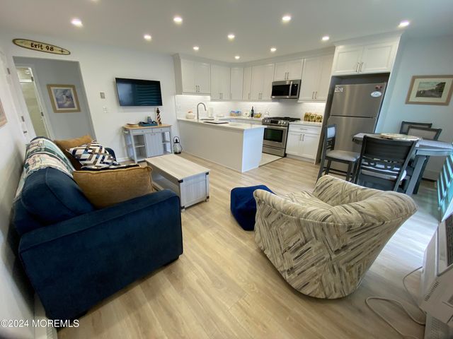 205 Ocean Avenue 27, Belmar, NJ 07719