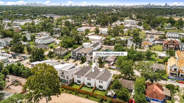 5016 Golden Forest Drive, Houston, TX 77091