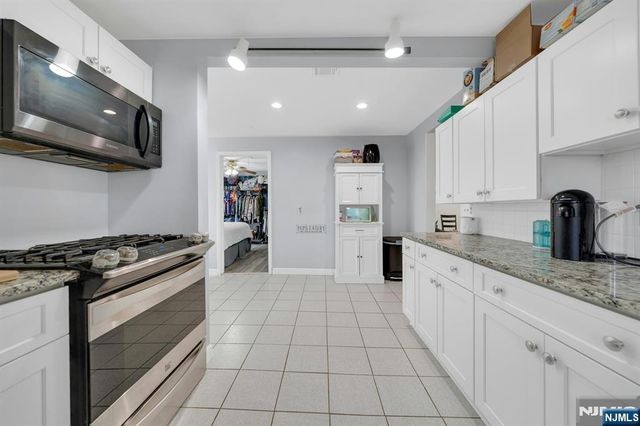 31 Roome Street, Lincoln Park Borough, NJ 07035