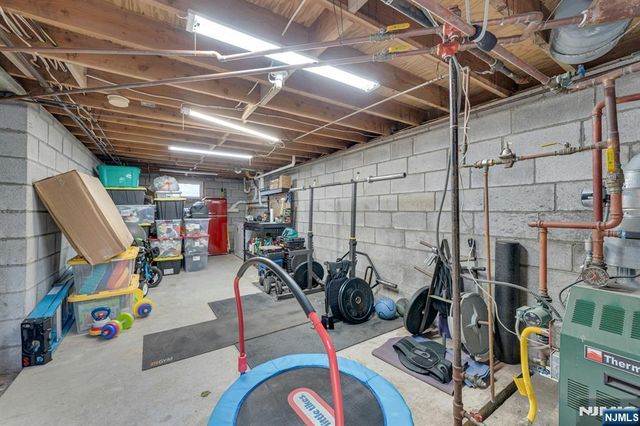31 Roome Street, Lincoln Park Borough, NJ 07035
