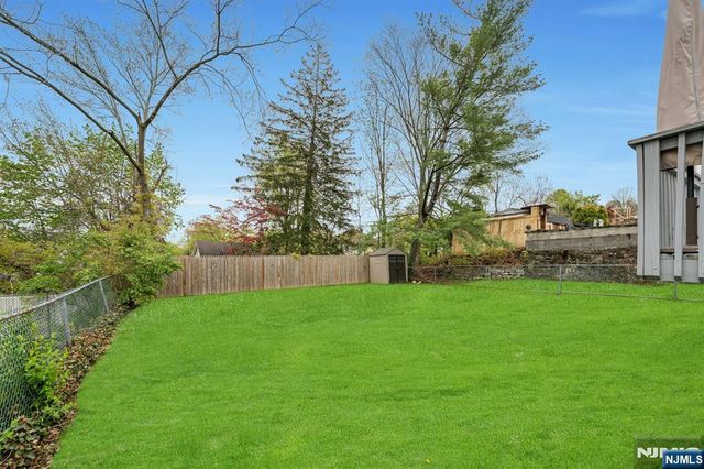 31 Roome Street, Lincoln Park Borough, NJ 07035