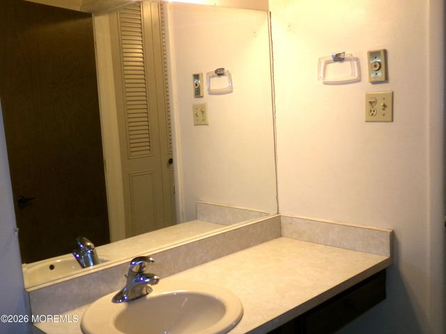 1067D Aberdeen Drive, Lakewood, NJ 08701