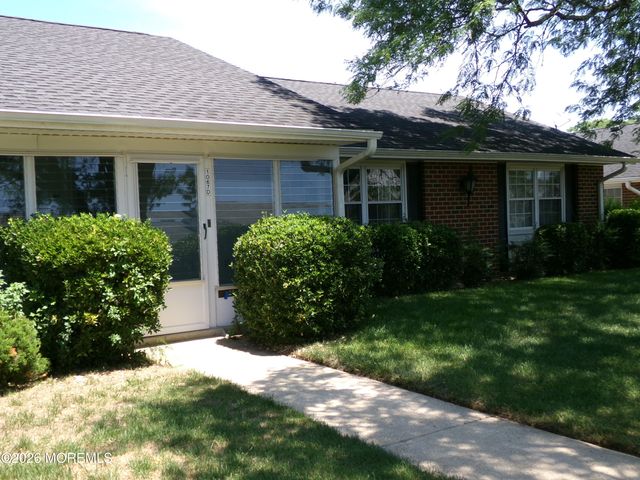1067D Aberdeen Drive, Lakewood, NJ 08701