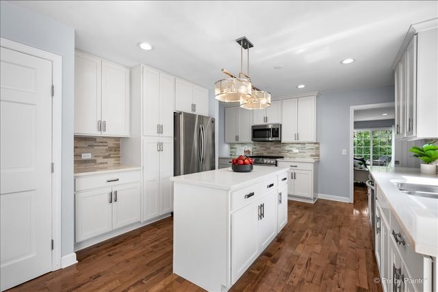 315 Charal Lane, Highland Park, IL 60035