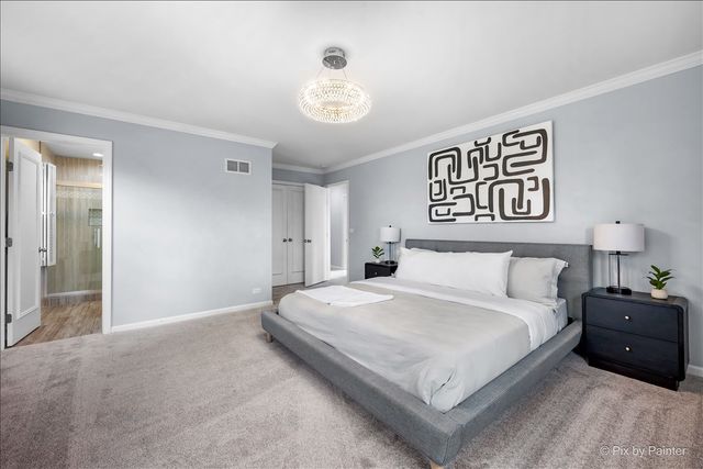 315 Charal Lane, Highland Park, IL 60035