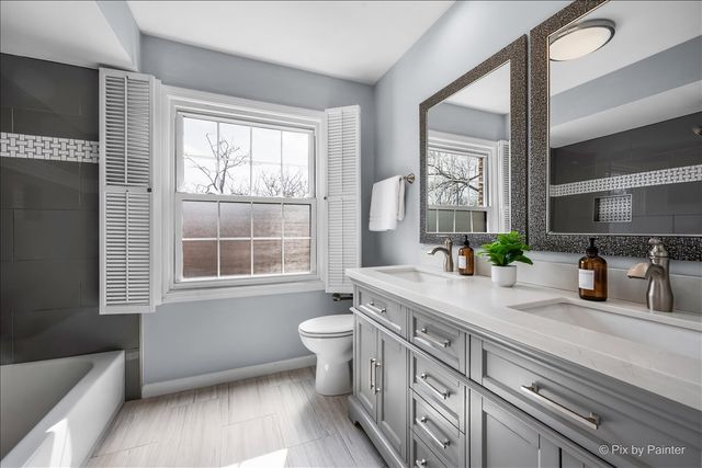 315 Charal Lane, Highland Park, IL 60035