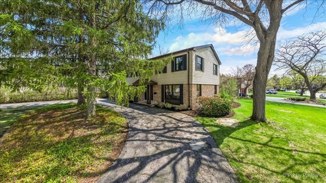 315 Charal Lane, Highland Park, IL 60035