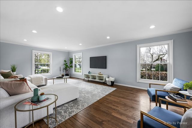 315 Charal Lane, Highland Park, IL 60035