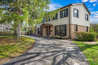 315 Charal Lane, Highland Park, IL 60035