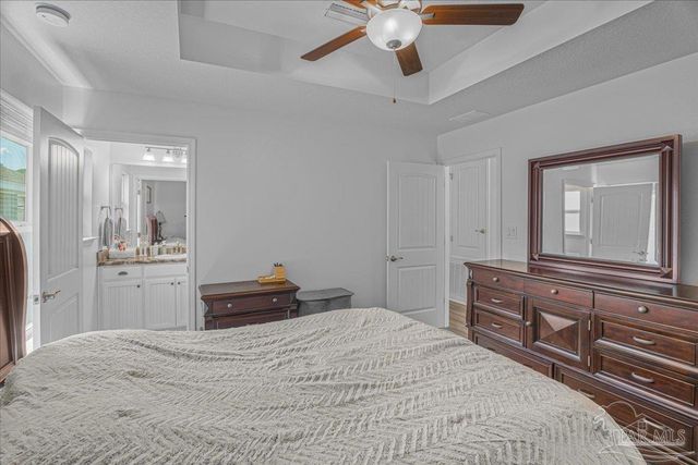 6292 Cardinal Cove Ln, Pensacola, FL 32504