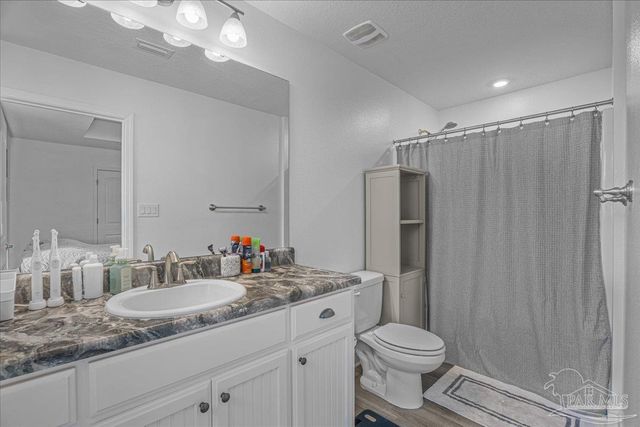 6292 Cardinal Cove Ln, Pensacola, FL 32504