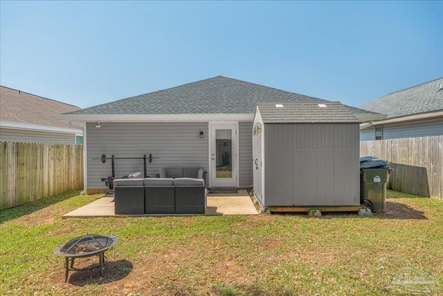 6292 Cardinal Cove Ln, Pensacola, FL 32504