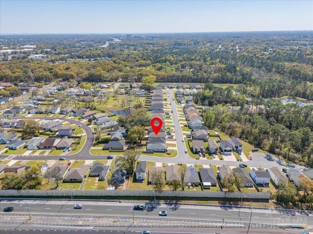 6292 Cardinal Cove Ln, Pensacola, FL 32504