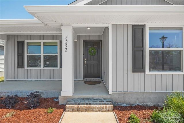 6292 Cardinal Cove Ln, Pensacola, FL 32504