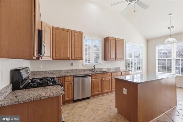 14025 BREEDERS CUP DR, Gainesville, VA 20155