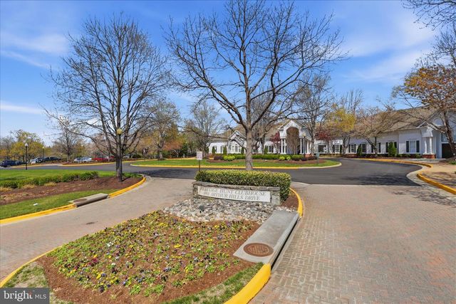 14025 BREEDERS CUP DR, Gainesville, VA 20155
