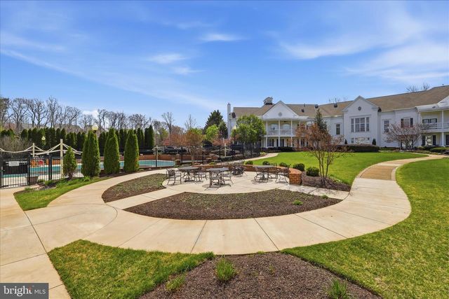 14025 BREEDERS CUP DR, Gainesville, VA 20155