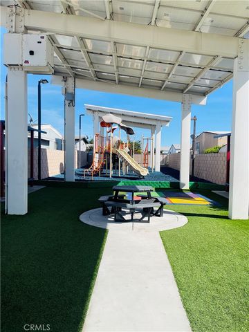 17400 Valley Boulevard 95, Fontana, CA 92335