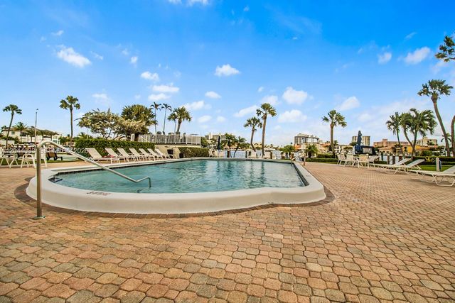 3401 Spanish Trail 454, Delray Beach, FL 33483