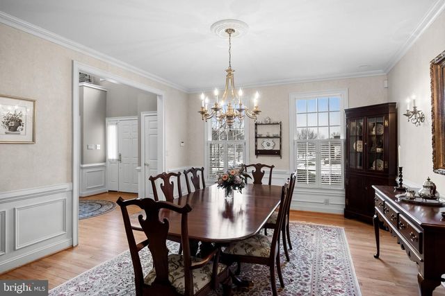 26 CARRIAGE HOUSE CT, Cherry Hill, NJ 08003