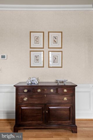 26 CARRIAGE HOUSE CT, Cherry Hill, NJ 08003