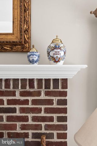 26 CARRIAGE HOUSE CT, Cherry Hill, NJ 08003