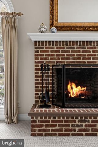 26 CARRIAGE HOUSE CT, Cherry Hill, NJ 08003