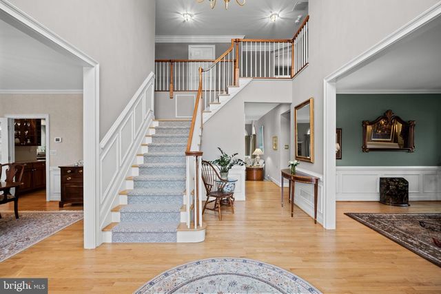 26 CARRIAGE HOUSE CT, Cherry Hill, NJ 08003