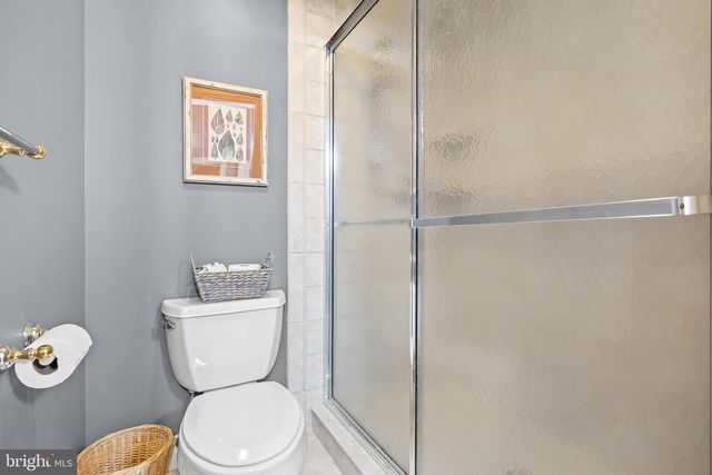 26 CARRIAGE HOUSE CT, Cherry Hill, NJ 08003