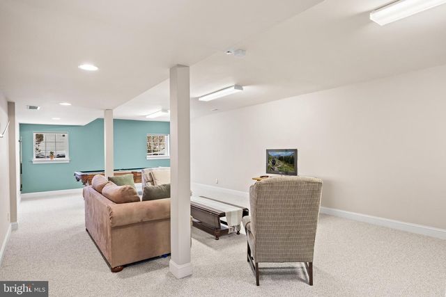 26 CARRIAGE HOUSE CT, Cherry Hill, NJ 08003