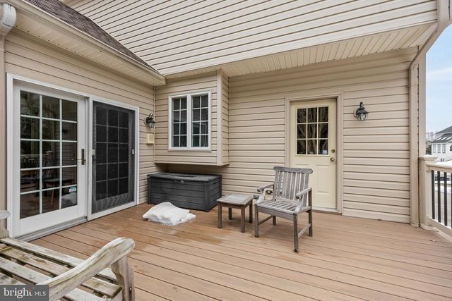 26 CARRIAGE HOUSE CT, Cherry Hill, NJ 08003