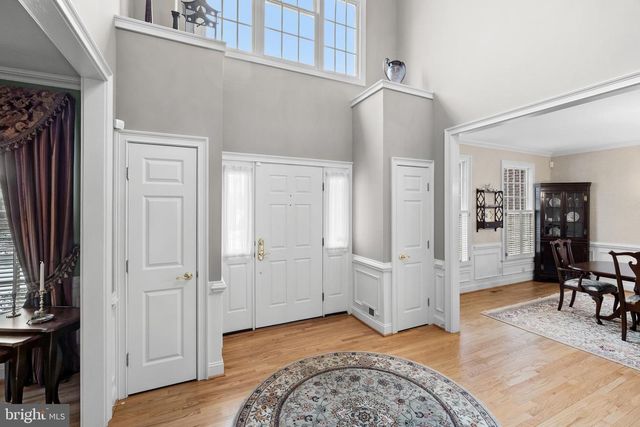 26 CARRIAGE HOUSE CT, Cherry Hill, NJ 08003