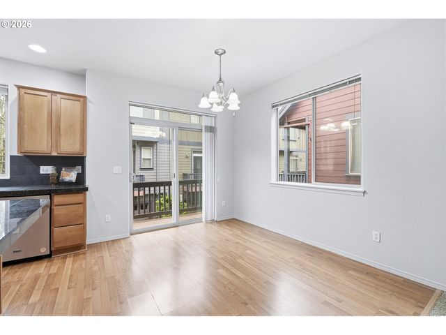 1450 Ne EDGEFIELD St, Hillsboro, OR 97124