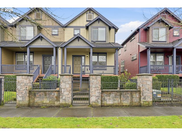 1450 Ne EDGEFIELD St, Hillsboro, OR 97124