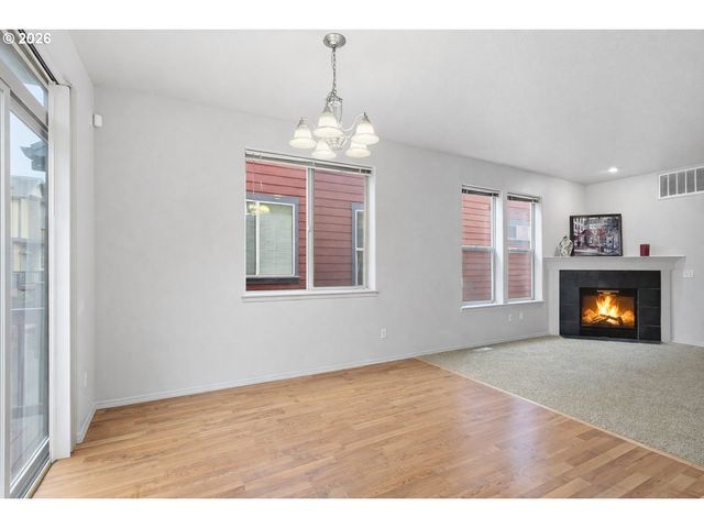 1450 Ne EDGEFIELD St, Hillsboro, OR 97124