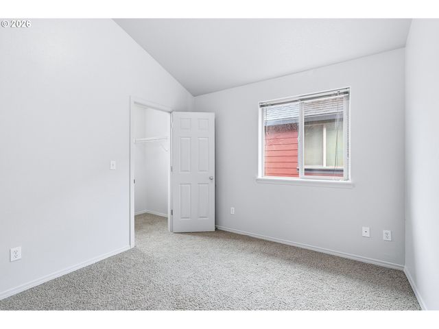 1450 Ne EDGEFIELD St, Hillsboro, OR 97124