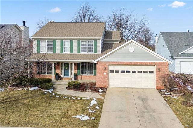 8 Minks Court, Bloomington, IL 61704