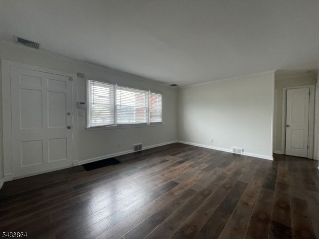 1584 Walker Ave, Union Twp., NJ 07083 — photo 3