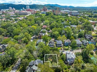 99999 Blake Street, Asheville, NC 28801