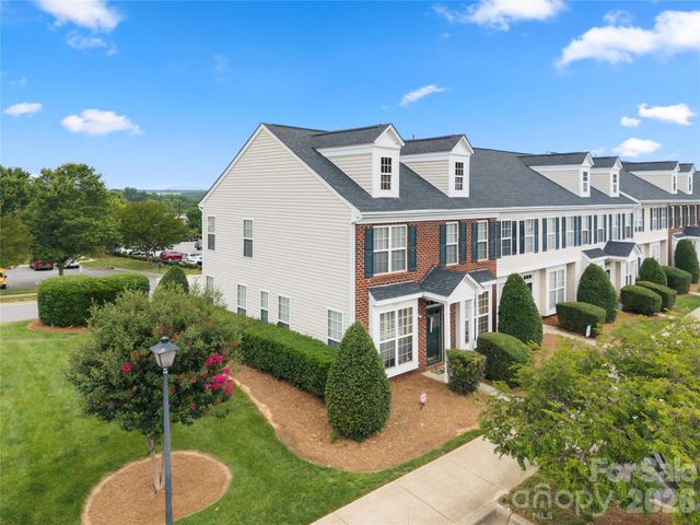 7641 Bluff Point Lane, Denver, NC 28037