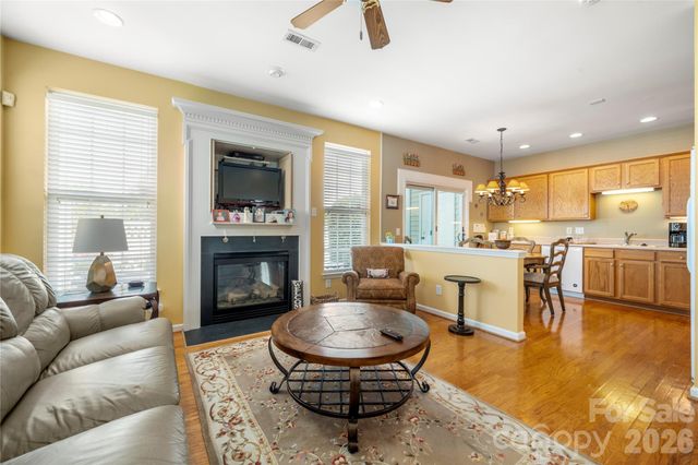 7641 Bluff Point Lane, Denver, NC 28037